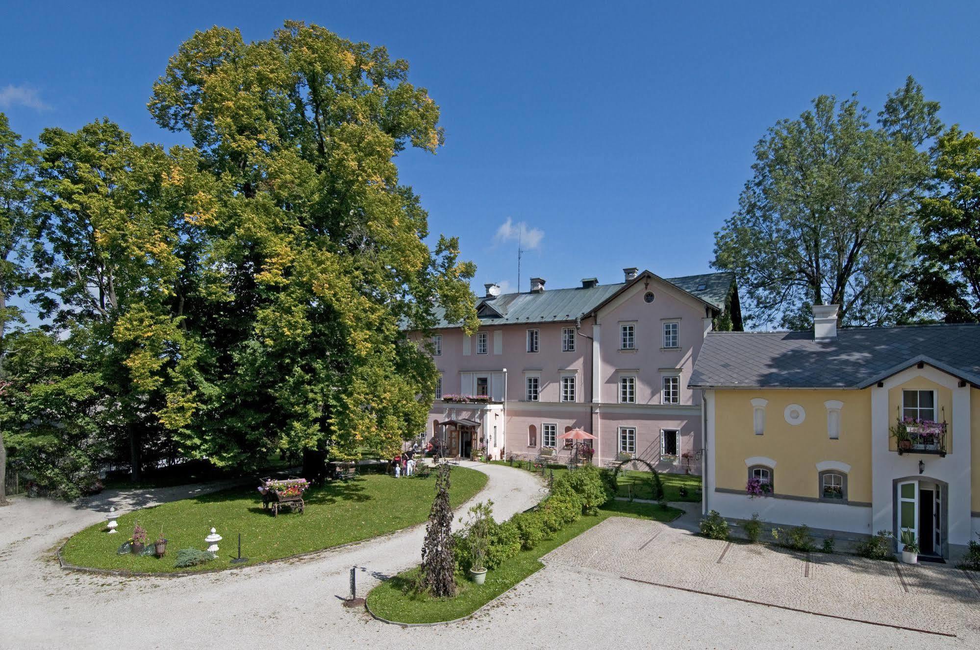 Schlosshotel Zamek Zdíkov Eksteriør billede